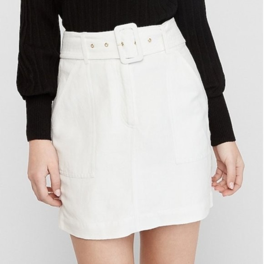 Express 🐚 NWT Preppy White Belted Linen Blend Mini Skirt - Vacation Capsule